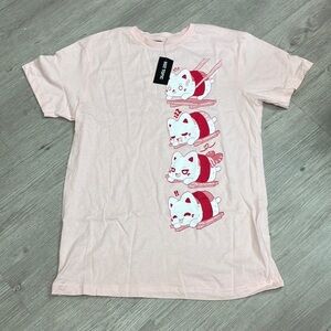 NWT! Tasty Peach Sushi Cat Shirt Size: M